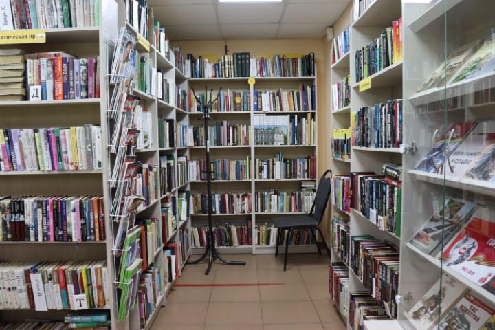 Вход в библиотеку